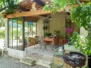 Maison charmante à Oppède avec piscine partagée