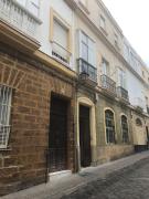 Spacious apartment in Cádiz 130 m² with balcony and city view