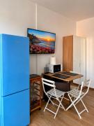 Top Himare