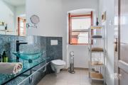 Top Susak