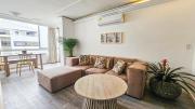 Spacious Family Stay CABLE TV WIFI Oceanside Pool & Private Beach 2 BDRM