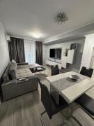 cristal apartment mamaia nord
