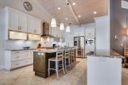 Top Anna Maria