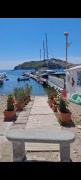 Top Ponza