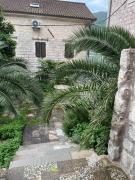 Top Perast