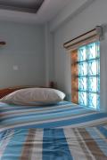 Top Himare