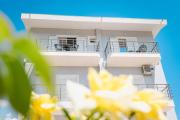 Top Himare