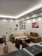 Lithos an Elegant apartment with private garden
