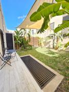 Elegant and modern villa with private garden S25V04