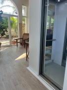 Top Carini