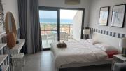 Caesar Blue Studio Sea View Apartment
