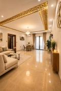 Charming 2-Bedroom Apartment with Garden View Balcony
