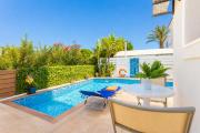 Top Paralimni