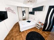 Dona House