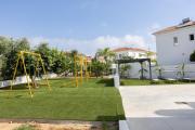 Top Paralimni