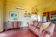 Top Dangriga