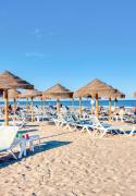 50 meters from the beach, with a pool and balcony