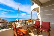 Vlora Sunset Apartment w Balcony & Sea View - Happy Rentals