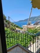 Top Vasiliki
