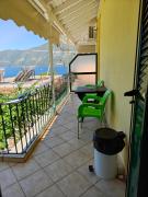 Top Vasiliki