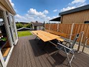 Chalet am Wasser mit Steg, direkt am IJsselmeer