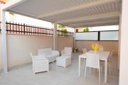 GuestHost - Casa Mirka in Pozzallo with Parking