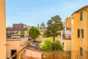 Golden Luxe, Palazzo delle Belle Arti