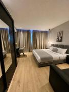 Top Golden Sands