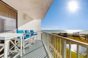 Gorgeous beachfront condo shared pool and beach access