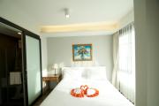 Top Surin Beach