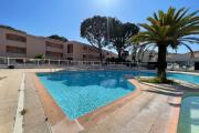 Stay in Golfe-Juan Residence with Pool Garden & Parking