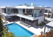 Villa Ilhas with private heated pool and jacuzzi Lagos