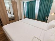 Spesious apt "Studentska" with sea view