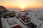 Top Oia