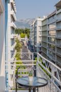 Heart of Athens 2BR Syntagma Parliament View