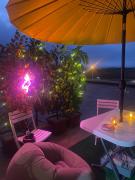 Beachfront apartment Appartment au brod de la mer