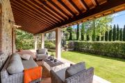 Villa Vittoriano - Tuscan Villa for 7 with Jacuzzi - Happy Rentals