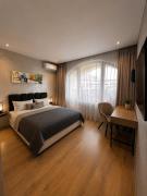 Top Golden Sands