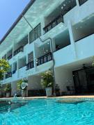 Top Phra Ae beach