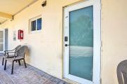 Top Lake Worth