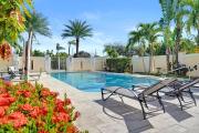 Top Lake Worth