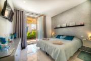 Stylish Apartment near Siena I Private Parking & Air Con & WiFi