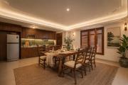 6BR Family Villa with Jacuzzi near West Lake