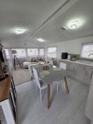 Carlys Cosy Caravan