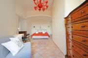 Charming Vatican apartment 150m2 - 1600sq ft