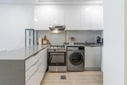 High Floor Fully Furnished Spacious