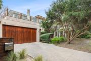 Top Point Lonsdale