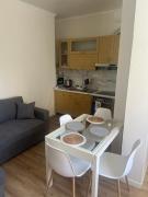 Cozy Renovated Studio - 10 min to City Center