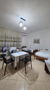 Vlora escape