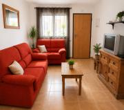 Apartamento con jardín y piscina en Los Collados